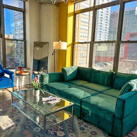 Bright 2Br Luxury Corner Suite With Optional Parking Sleeps 6 Guests Near Mccormick Place And Soldier Field Chicago Exteriér fotografie
