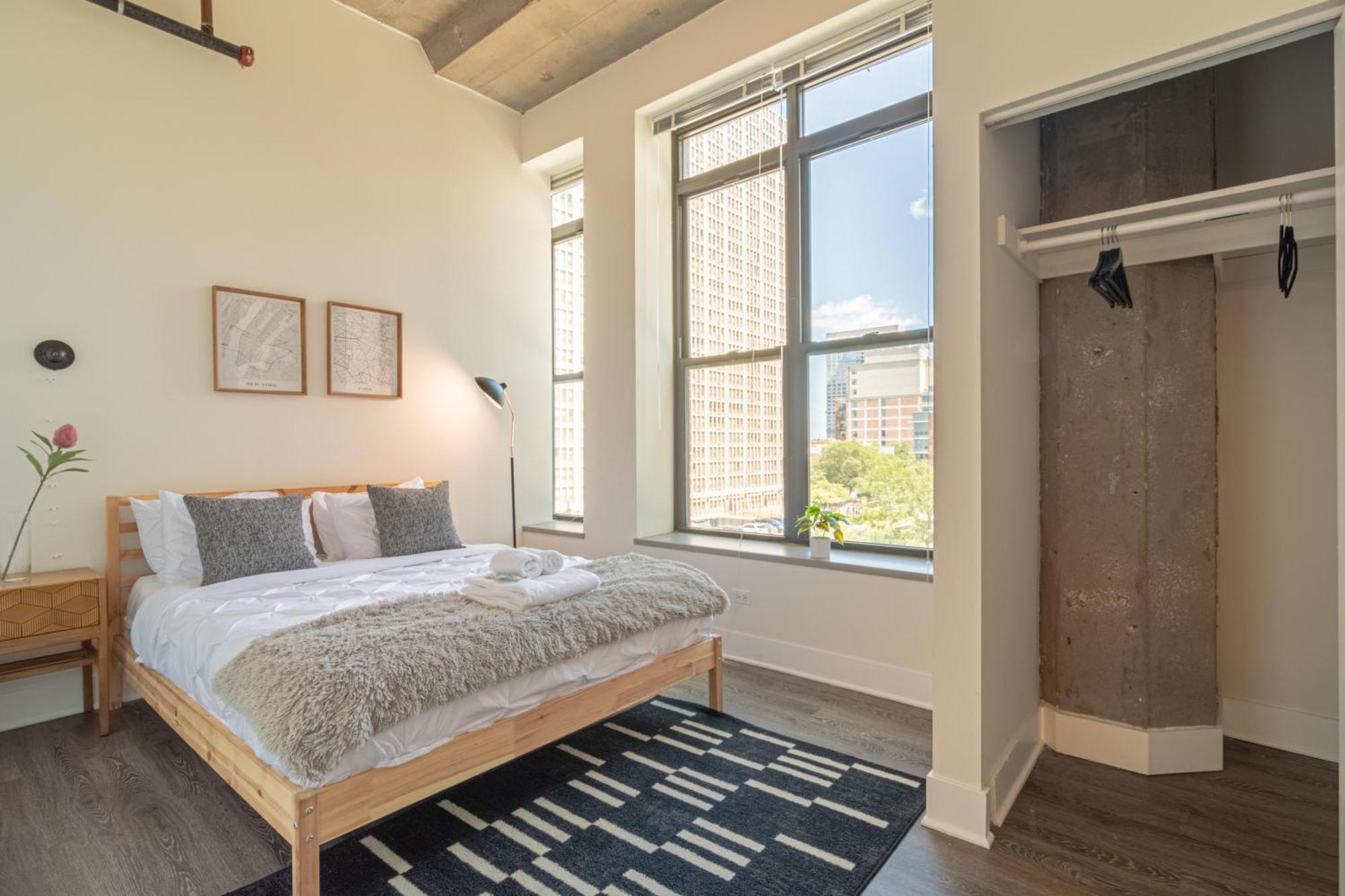 Bright 2Br Luxury Corner Suite With Optional Parking Sleeps 6 Guests Near Mccormick Place And Soldier Field Chicago Exteriér fotografie